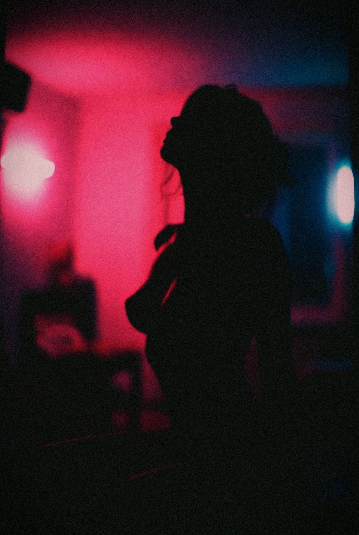 Tấm vé định mệnh - Chuyến tàu ngắn ngủi với người con gái tên Yen yeu duong shivan